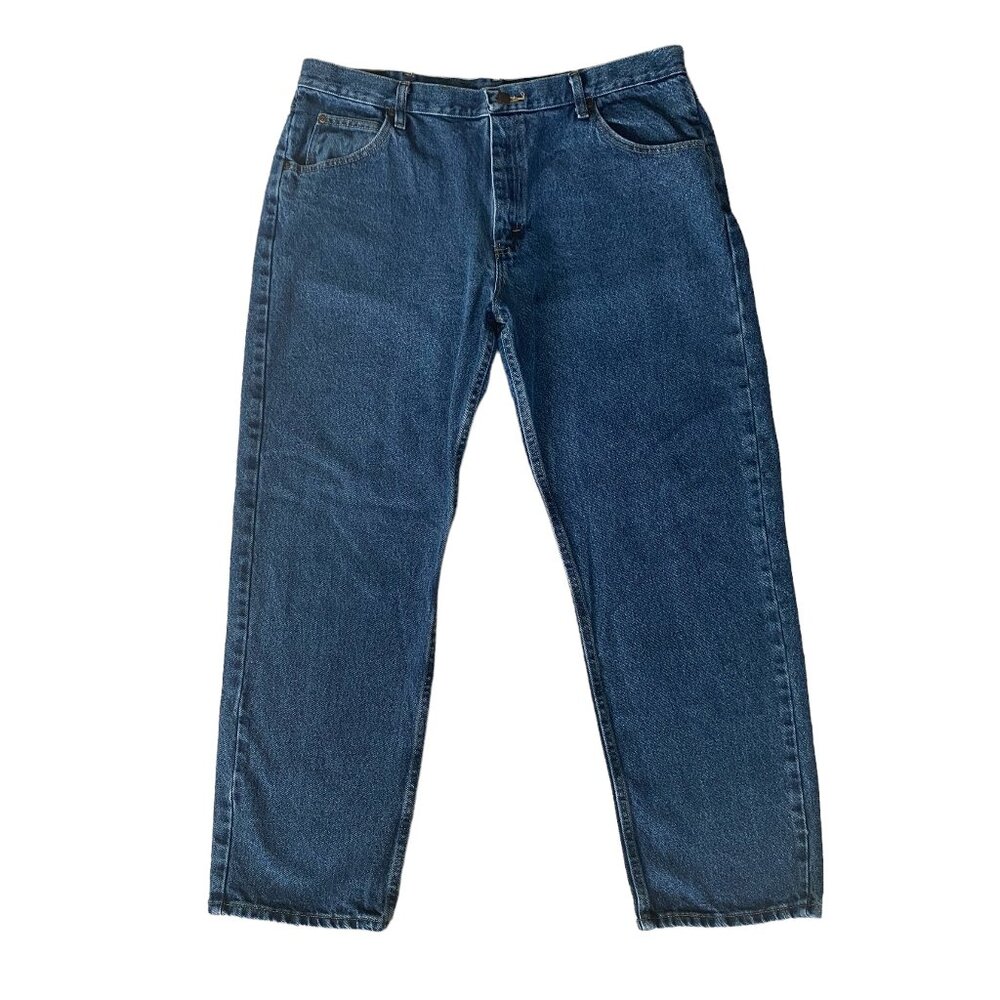Wrangler men's 38x30 medium wash blue denim casual straight leg jeans